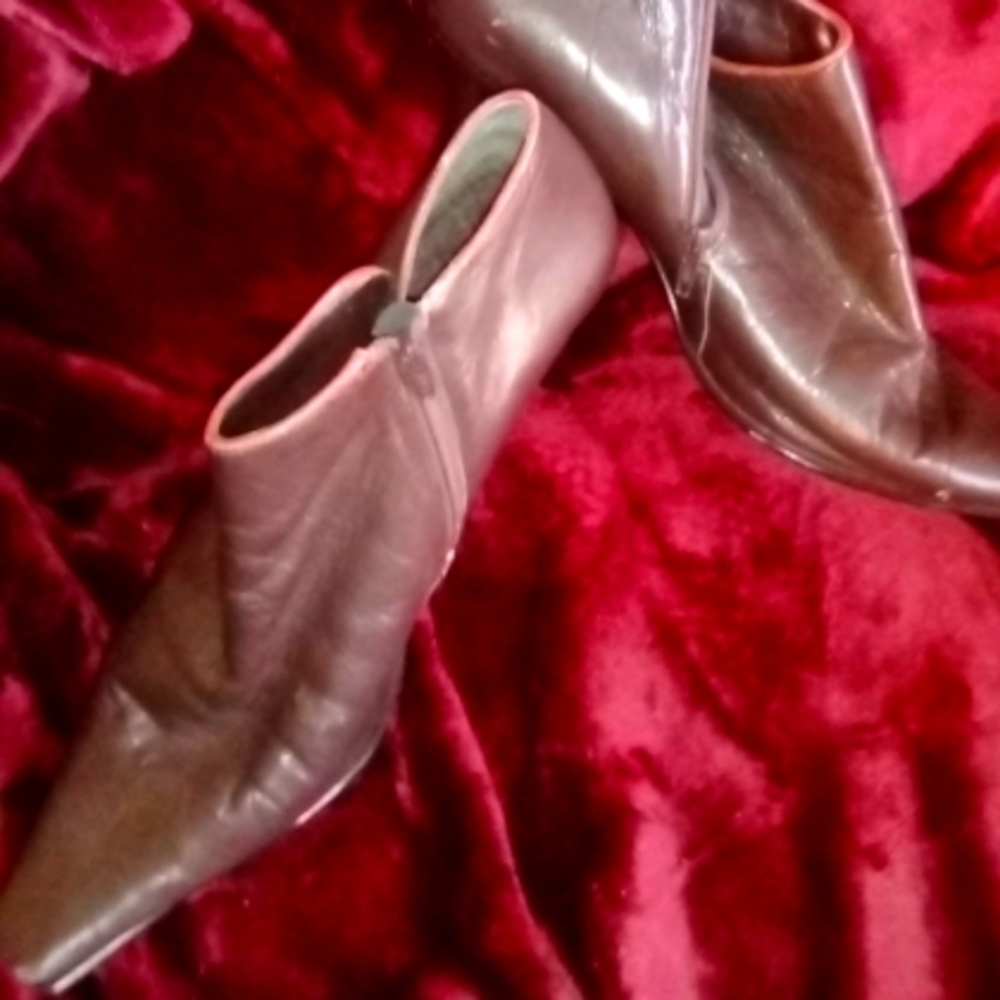 NINE WEST Ankle Boots , 👢 Brown Leather 7.5 - Picture 4 of 4